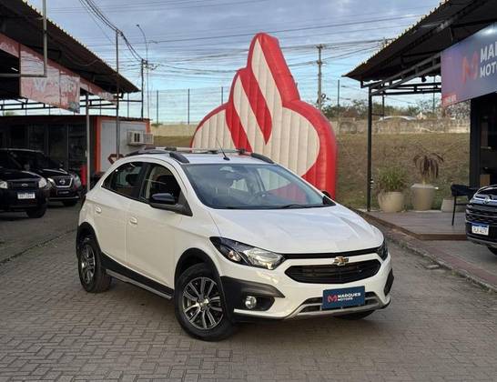 CHEVROLET ONIX 1.4 MPFI ACTIV 8V FLEX 4P MANUAL CHEVROLET ONIX 1.4 MPFI ACTIV 8V FLEX 4P MANUAL